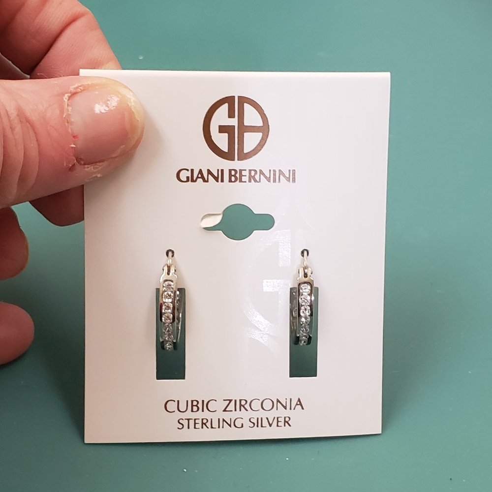 Giani Bernini, Sterling silver, CZ, hoop pierce earrings, latch closure, NWT